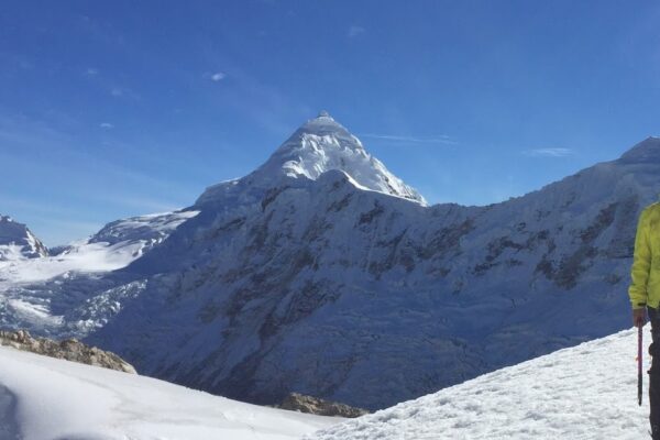 We are so happy o have helped Albert reach his goals, pain-free! "I'm back from mountaineering in Peru. I was able to climb the 2 peaks that I had on my schedule as well as 6 acclimatization hikes without any problem. Please thank Dr. Rodwin, Andrew and the rest of the staff for making this possible!"